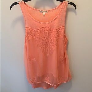 feminine top